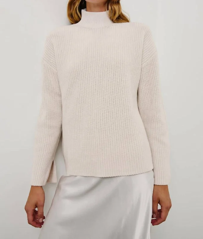 Sanna Sweater In Hazy Dust