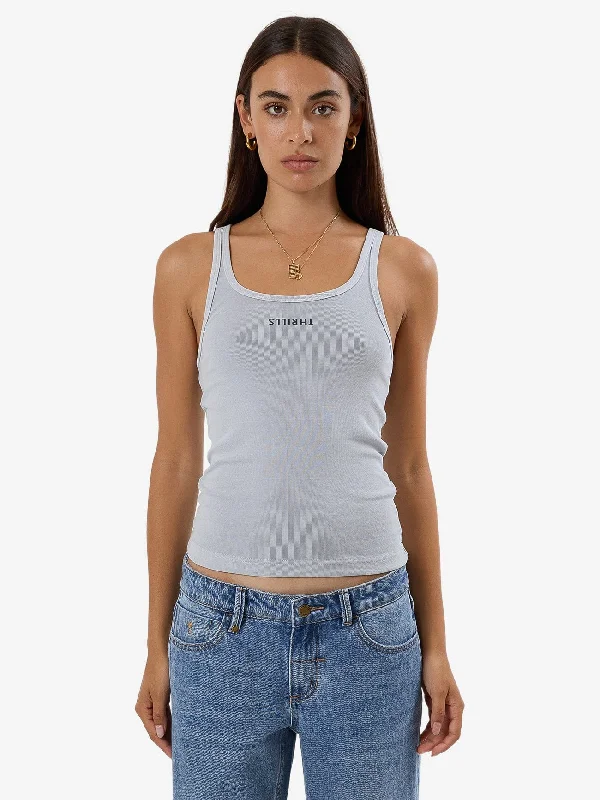 Minimal Thrills Scoop Tank - Iceberg