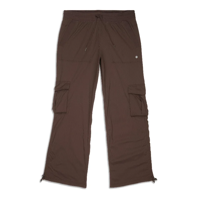 Dance Studio Relaxed-Fit Mid-Rise Cargo Pant - Resale