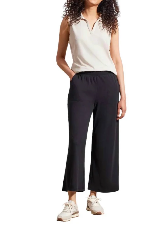 Sporty Ribbed Wide Leg Capri Pants In Black